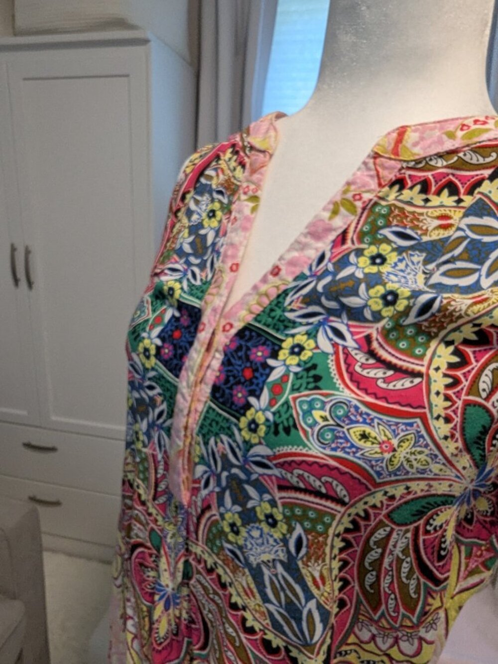 CUPIO TUNIC SUMMER TOP! Colorful and cute over jeans/leggings/wide-leg pants. - Picture 2 of 8